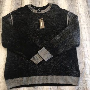 SOLD Men’s ⚜️DIESEL⚜️ Crew Neck Sweater NWT